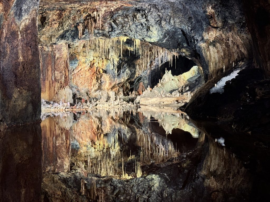 015